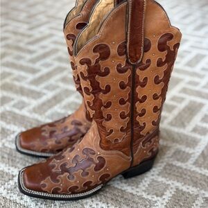 Brown Western Heeled Boots